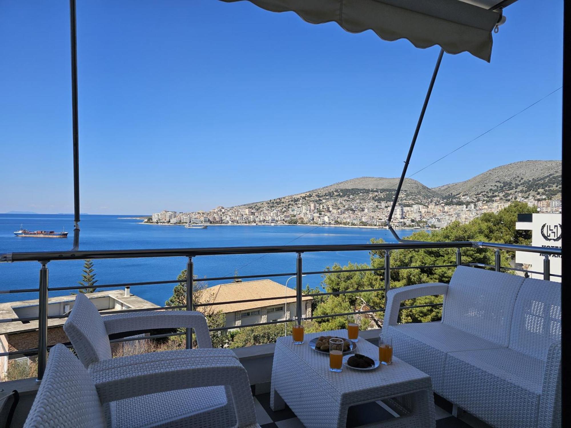 Sunset Tarraces Apartment Sarandë Exterior foto